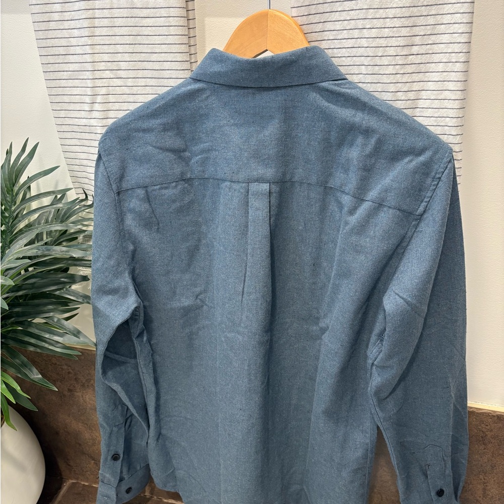 Men's Blue Button-Up Shirt - Picture 3 of 3